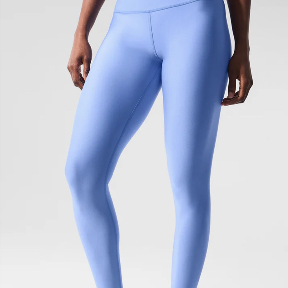 Alo Yoga High-Waist Airlift Legging in Crystal Clear Blue